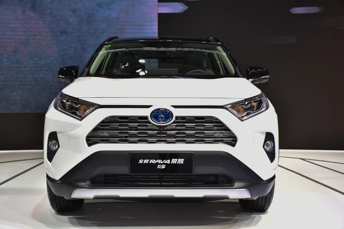 Compact RAV4 Toyota Benzine SUV 2.0L 2.5L Motor FWD AWD 5 zitplaatsen