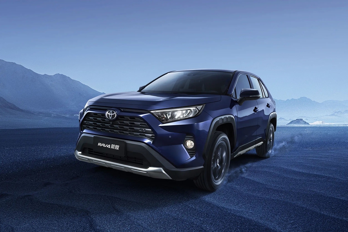 Compact RAV4 Toyota Benzine SUV 2.0L 2.5L Motor FWD AWD 5 zitplaatsen