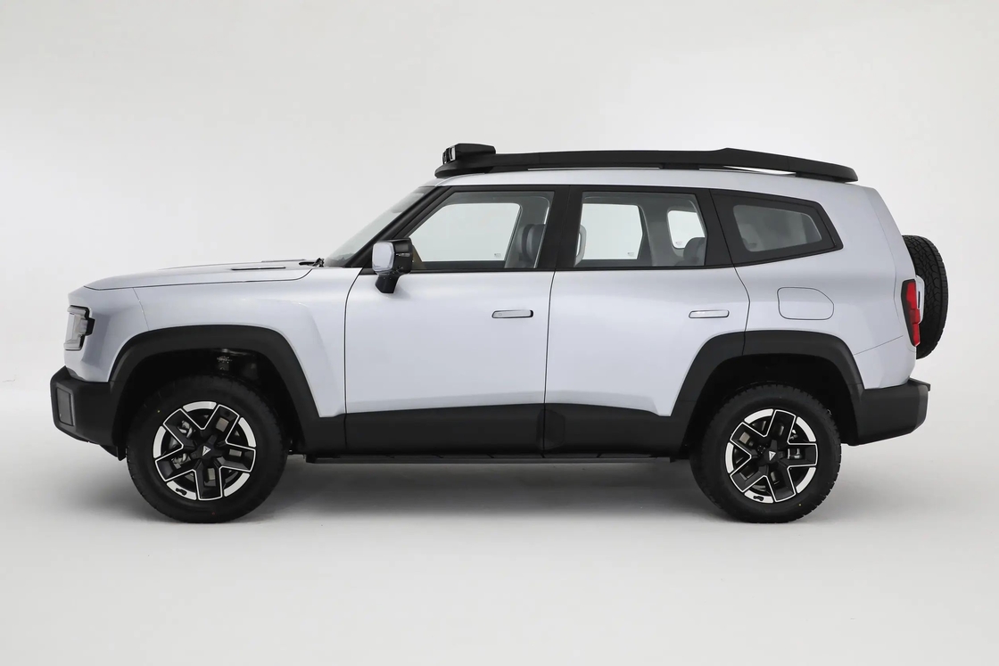 Changan DeepBlue Shenlan G318 4-wiel SUV elektrische hybride brandstof 4WD Off-road Ev auto landschap langs de 318 Sichuan-Tibet lijn