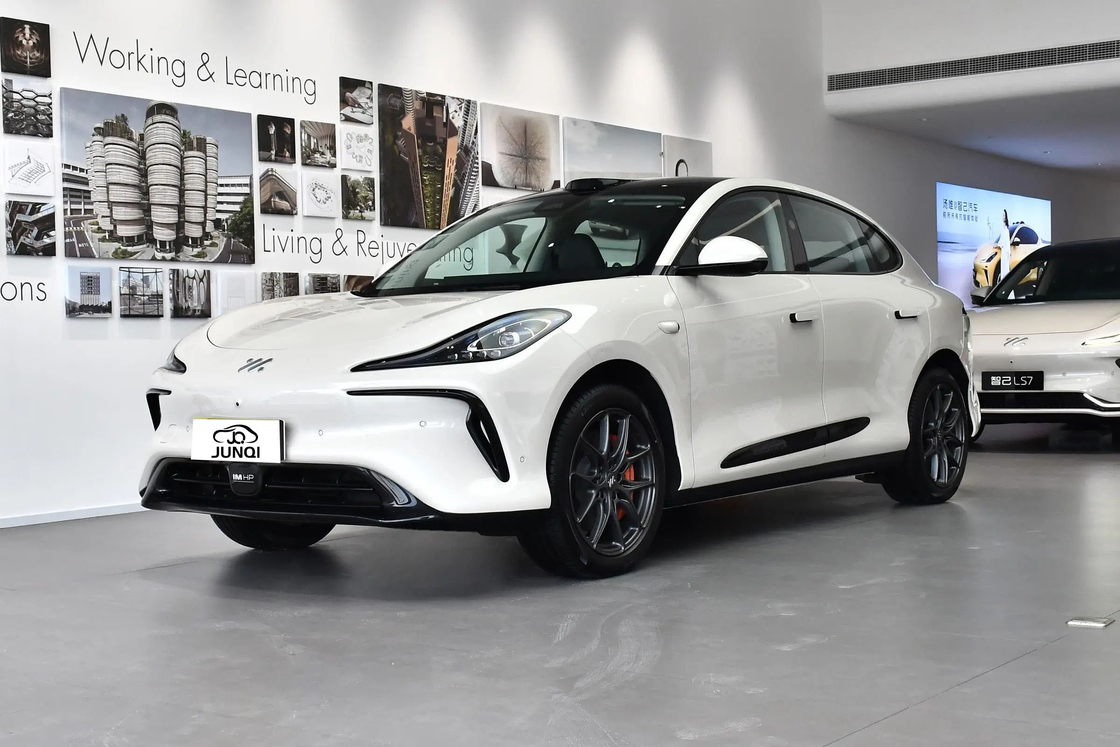 Zhiji LS6 2023 Max Super Performance Edition IM Elektrische auto 787 pk Middelgrote SUV