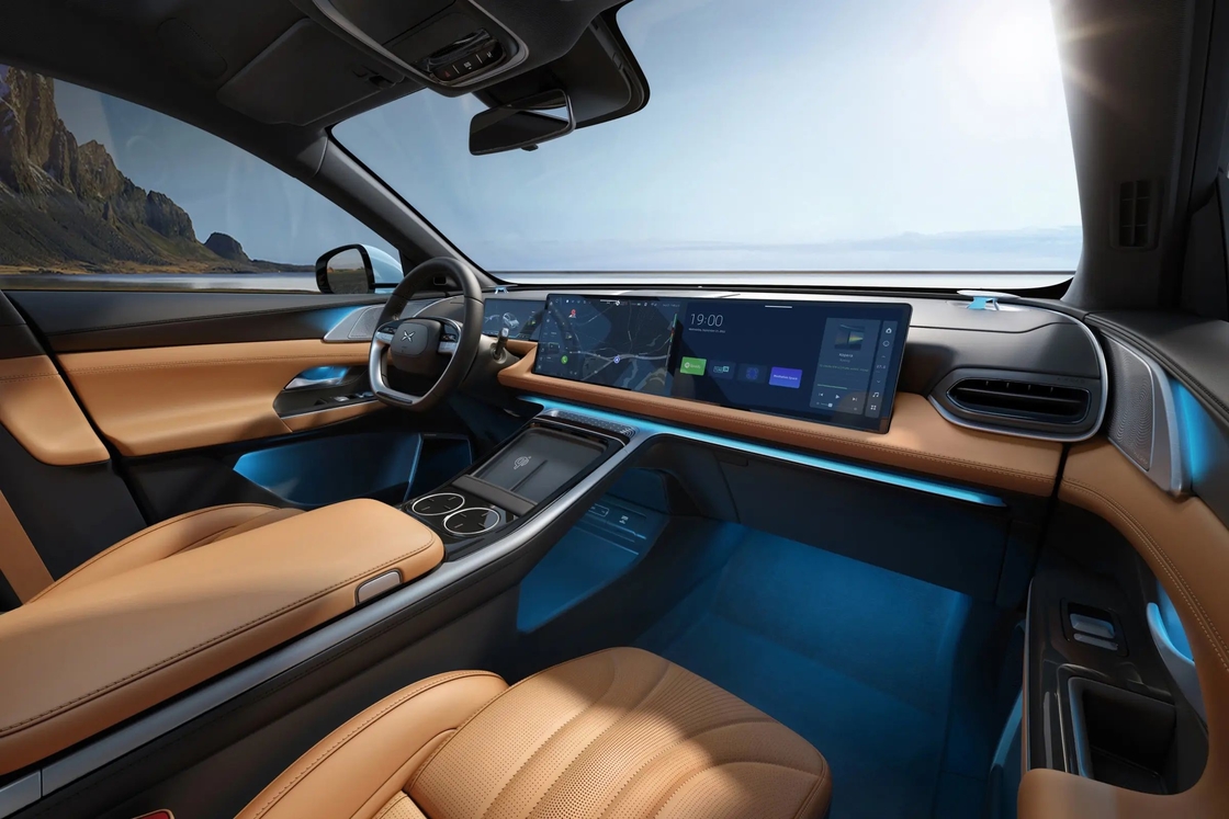 Middelgrote tot grote Xiaopeng elektrische auto 5 deuren 5 zitplaatsen Xpeng G9 Pure Electric SUV
