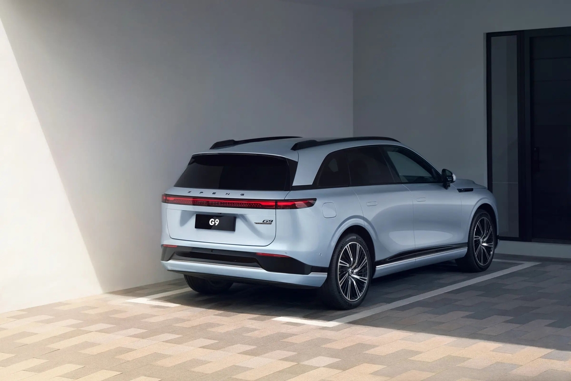 Middelgrote tot grote Xiaopeng elektrische auto 5 deuren 5 zitplaatsen Xpeng G9 Pure Electric SUV
