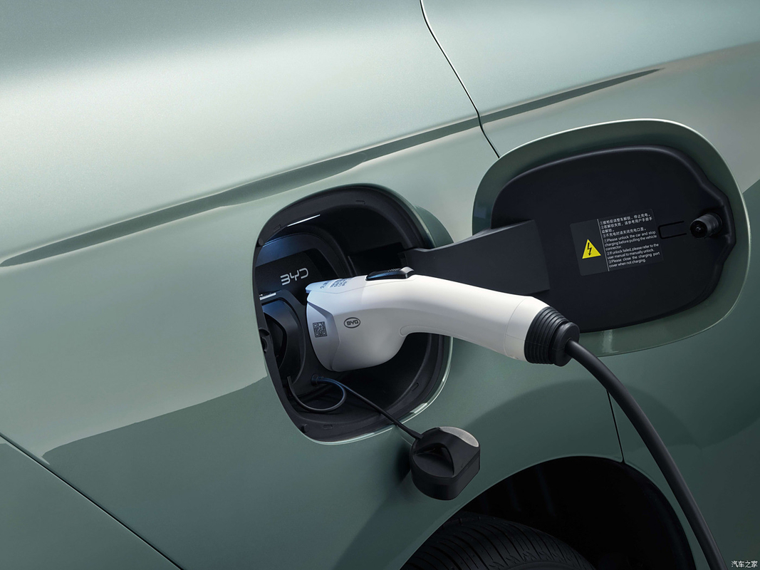 Maximale snelheid 180km/h BYD Electric Car Seal 06 mid-size Plug In Hybrid Electric Car