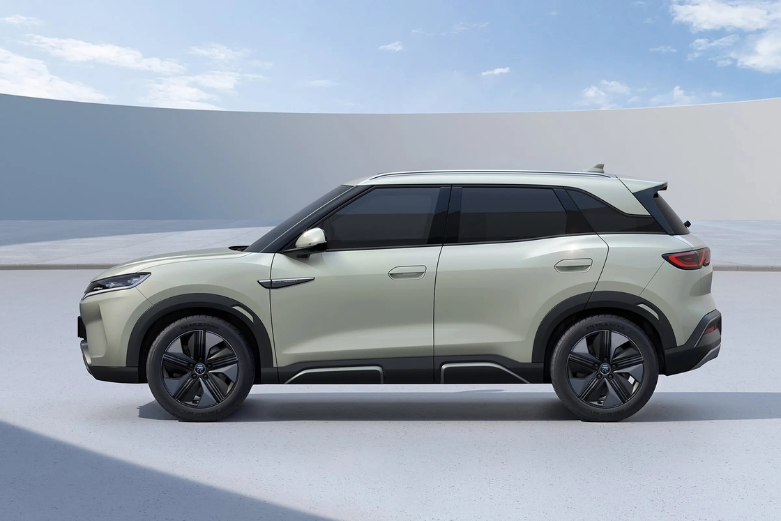 BYD Yuan UP De transformatieve elektrische subcompact crossover voor moderne stedelijke mobiliteit