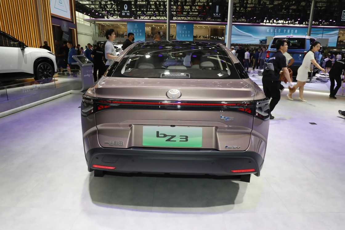 160km/h Maximale snelheid Toyota BZ3 Electric Sedan Mid-size Toyota EV Cars