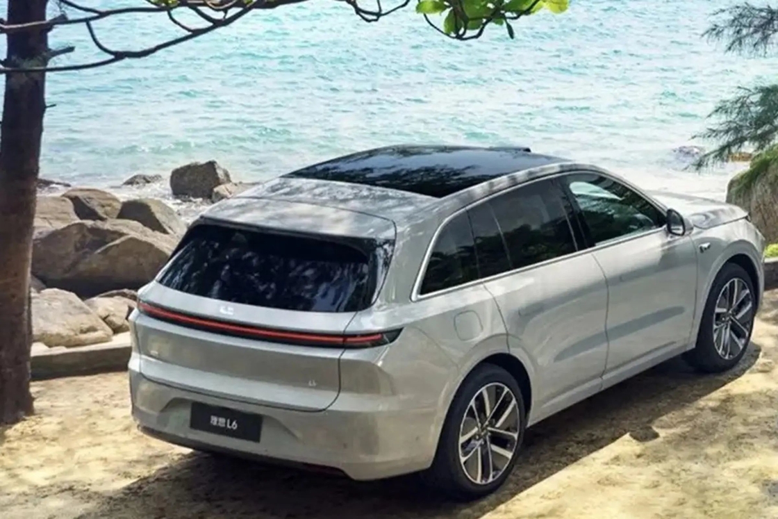 LixiangL6 High-Performance SUV met 1.5T Range Extender en 1390km Range voor en transportoplossingen voor wereldwijd