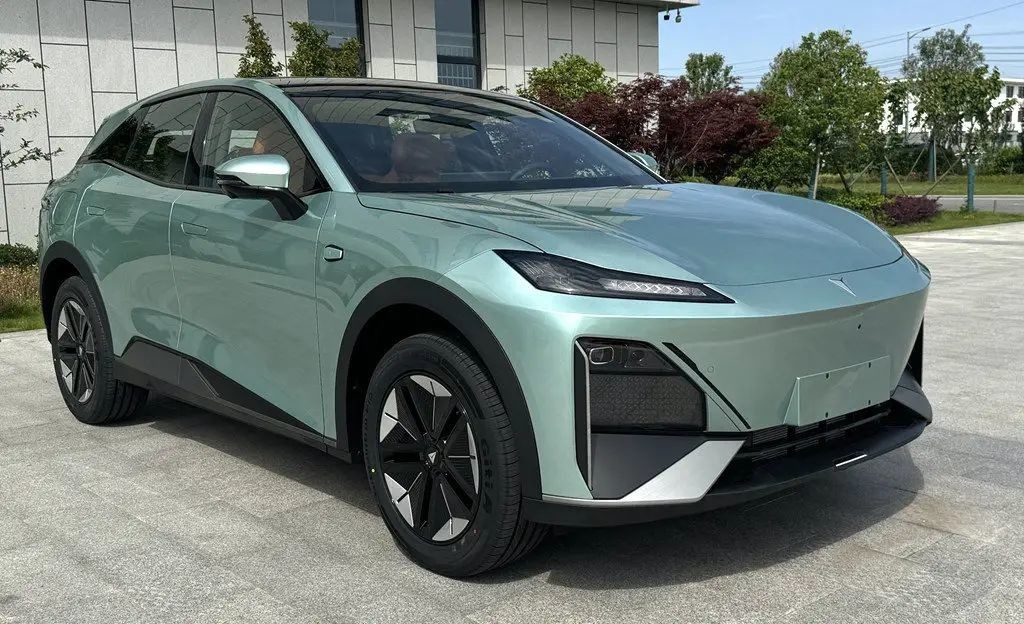 Links stuur Changan elektrische auto DeepBlue 07 De perfecte combinatie van vorm en functie
