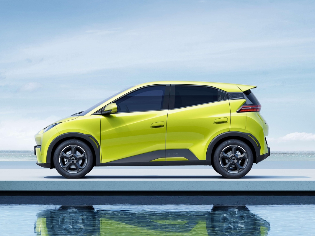 Multicolor optionele tweedehands elektrische auto's Gebruikt Byd Dolfijn Zeepen meeuw Verkocht