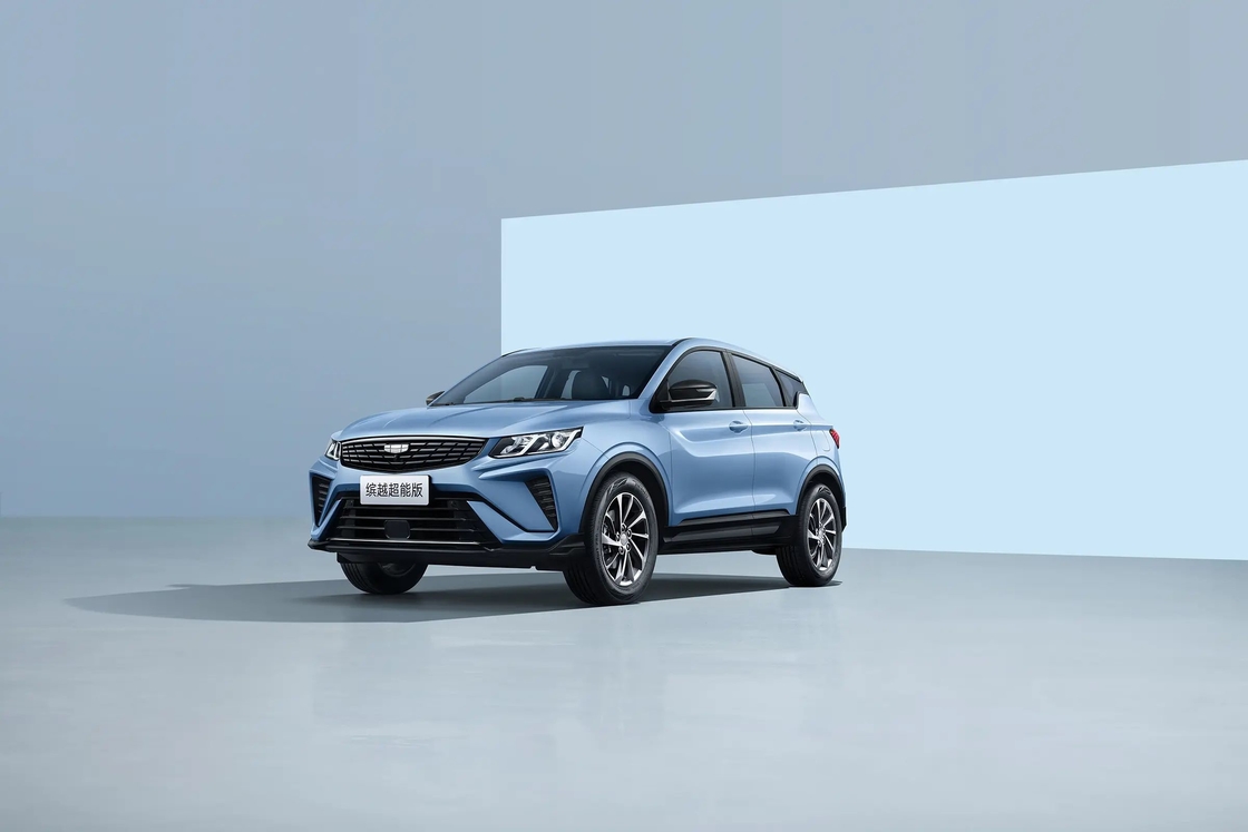 200km/h Maximale snelheid Benzin Power Car Geely Coolray Bin Yue L Benzinvoertuig