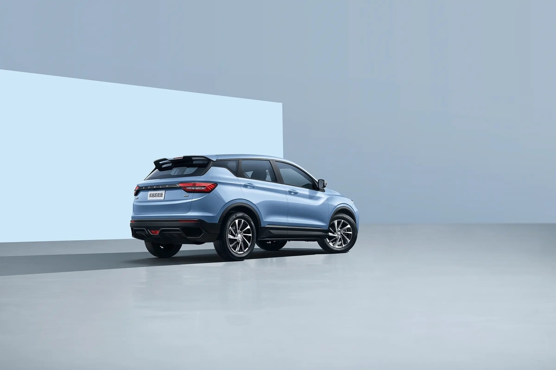 200km/h Maximale snelheid Benzin Power Car Geely Coolray Bin Yue L Benzinvoertuig