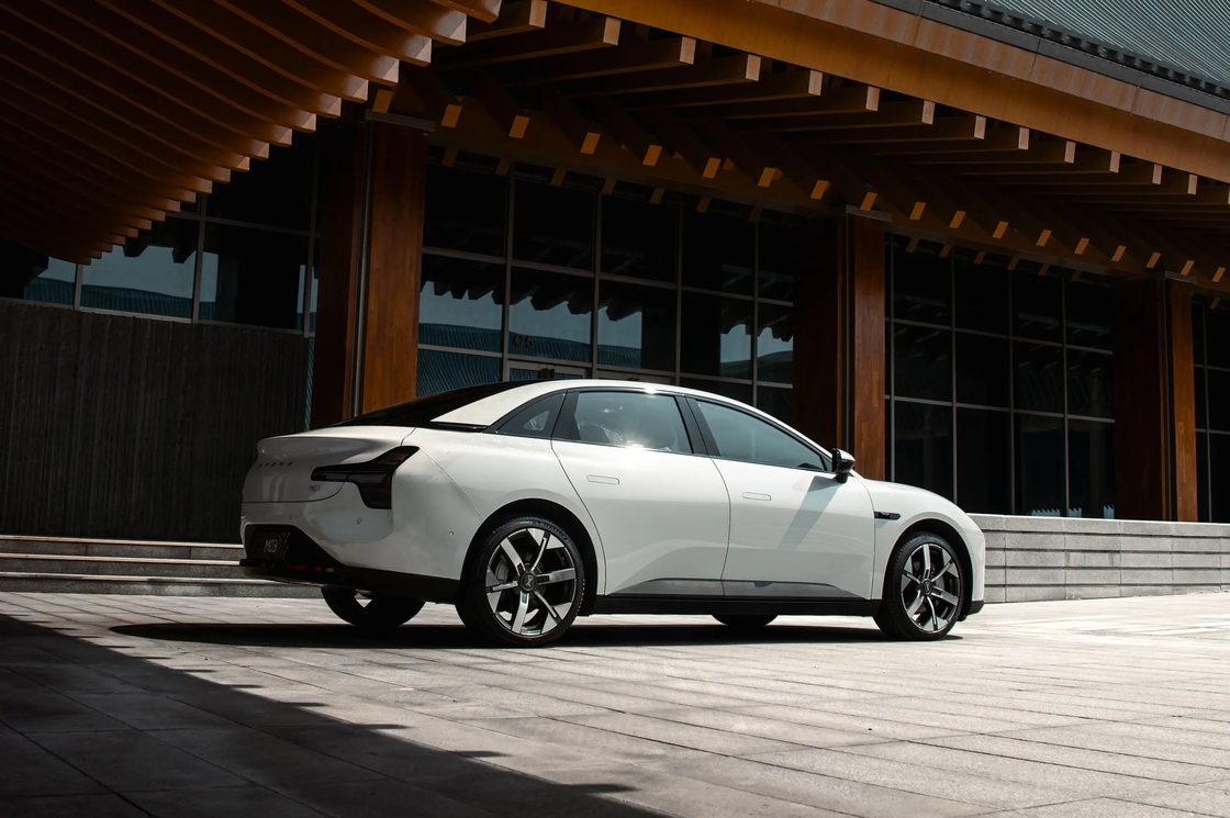Xiaopeng Electric Car M03 De ideale keuze met ruim interieur en infotainment systeem