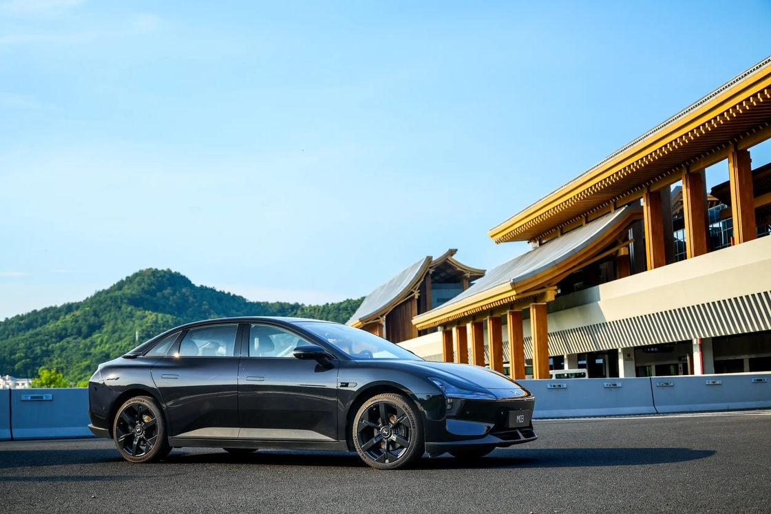 Xiaopeng MONA M03 Het potentieel van elektrische auto's ontketenen voor de moderne generatie