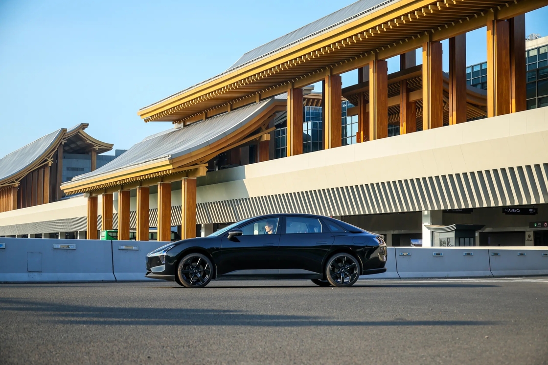 Xiaopeng MONA M03 Het potentieel van elektrische auto's ontketenen voor de moderne generatie