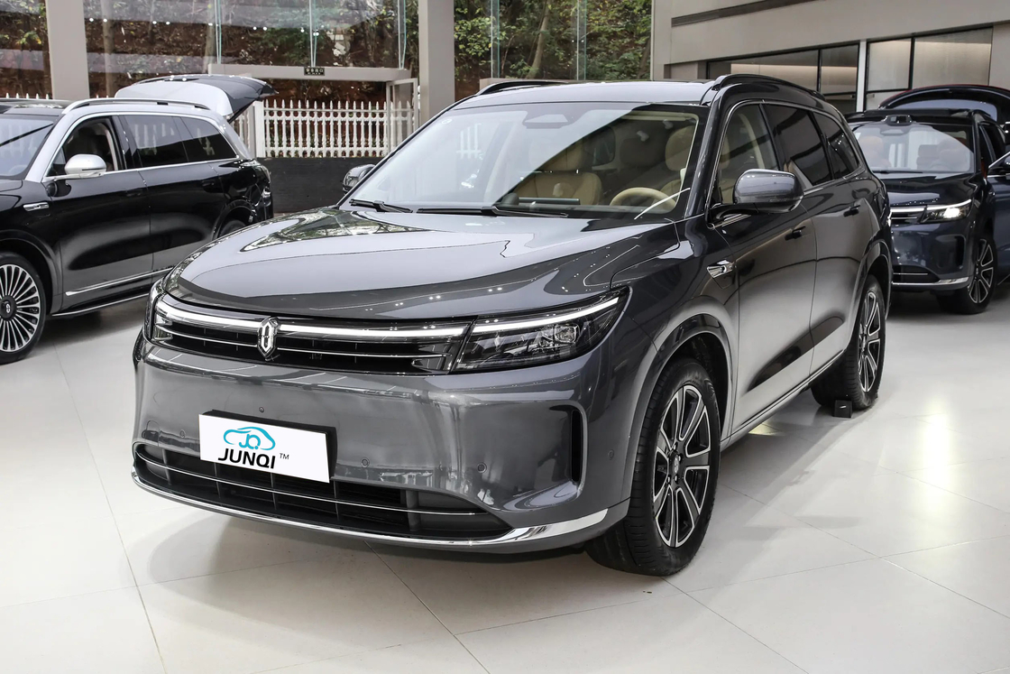2024 AITO M7 1.5T achterstuur Plus versie 5 zitplaatsen 240km auto voertuigen ev auto gebruikte auto's2024 AITO M7 Extended Range Hybrid auto 5 deuren 5 zitplaatsen 6 zitplaatsen Middelgrote en grote SUV RDW 4DW smart ne