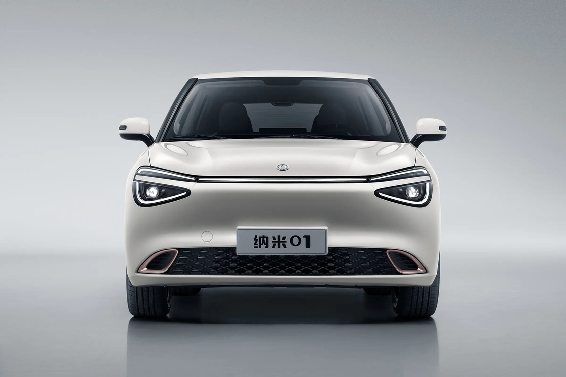 Gemaakt in China Mini SUV Dongfeng Nami 01 met hoogwaardig video entertainment systeem klaar in voorraad