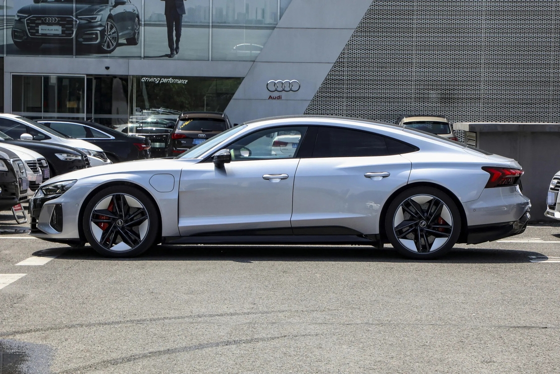 Spot 2022 Nieuwe Energie Au Di E Tron High Speed Sport Elektrische Auto Au Di Etron Gebruikte Nieuwe Auto Rs Au Di E-tron Gt Car