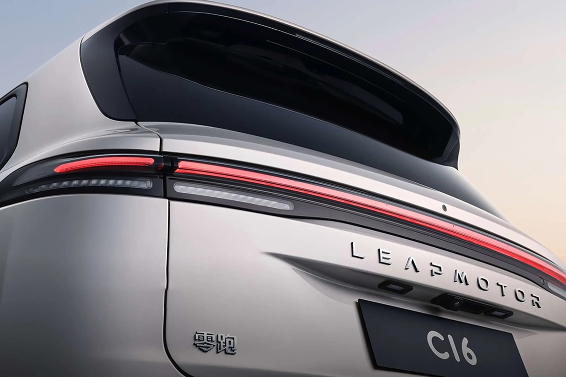 China Hot Ev Car Leapmotor C16 Uitgebreid Programma 200 Smart Edition Nieuwe energievoertuigen Leapmotor C16 Nieuwe auto's te koop