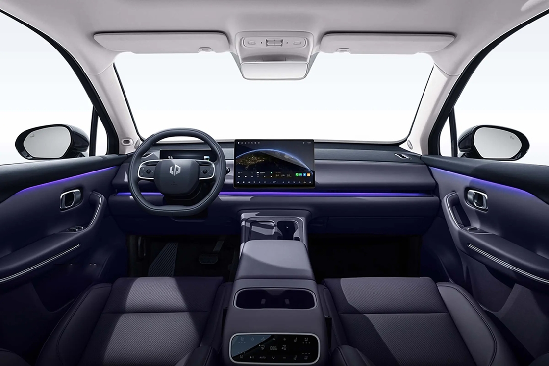Leapmotor Elektrische auto Zero Run C16 3 Modellen 10,25-inch Full LCD Dashboard voor een duidelijk weergave van de rijinformatie