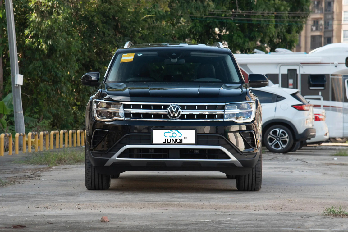 VW Touron 2.5T-A/MT-530 4WD vlaggenschipversie 7 zitplaatsen Large Space SUV